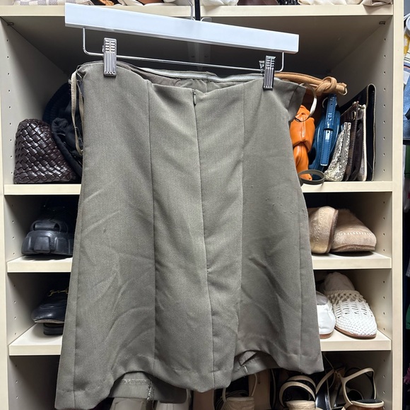 DISSH Olive Strapless Top - Picture 3 of 3